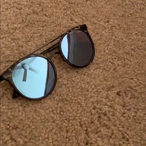 Kandy Gram Quay Sunglasses